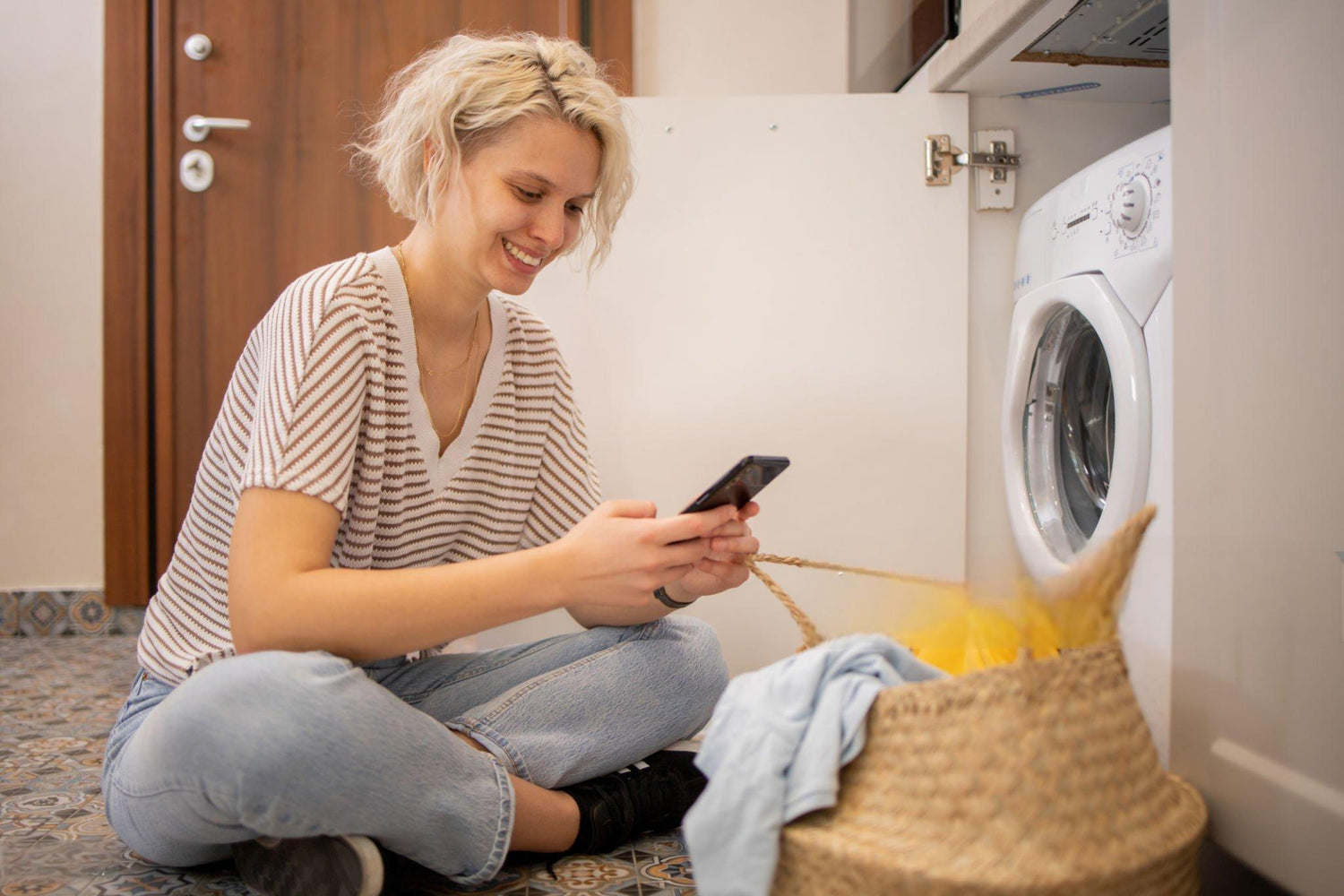 modern laundry room, clean laundry area, bright laundry room